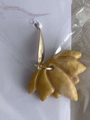 Levél alakú fülbevaló – arany