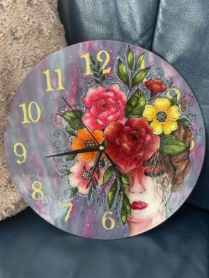 Virágba borult lélek – Művészi falióra