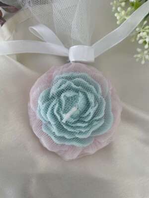 Ajándék bazsarózsa