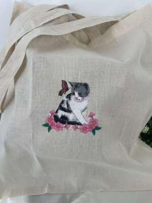 Organikus pamut bevásárlótáska – hímzett cicával