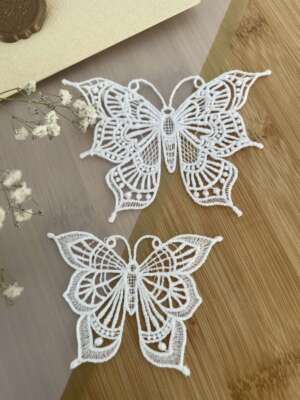 Hófehér csipke pillangók