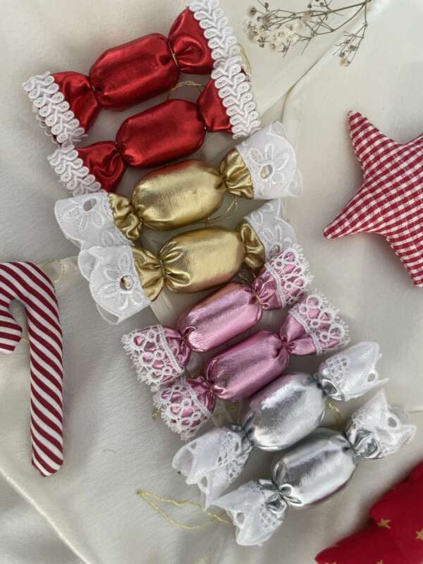 Fényes Szatén Szaloncukor Díszek