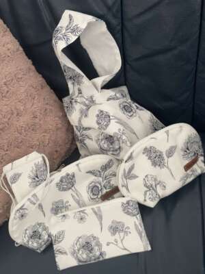 Virágmintás textilszett – 4 részes, kézműves kollekció