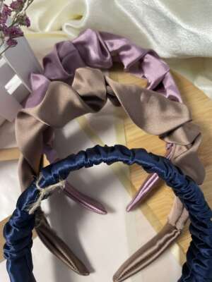 Scrunchie anyagból készült hajráf